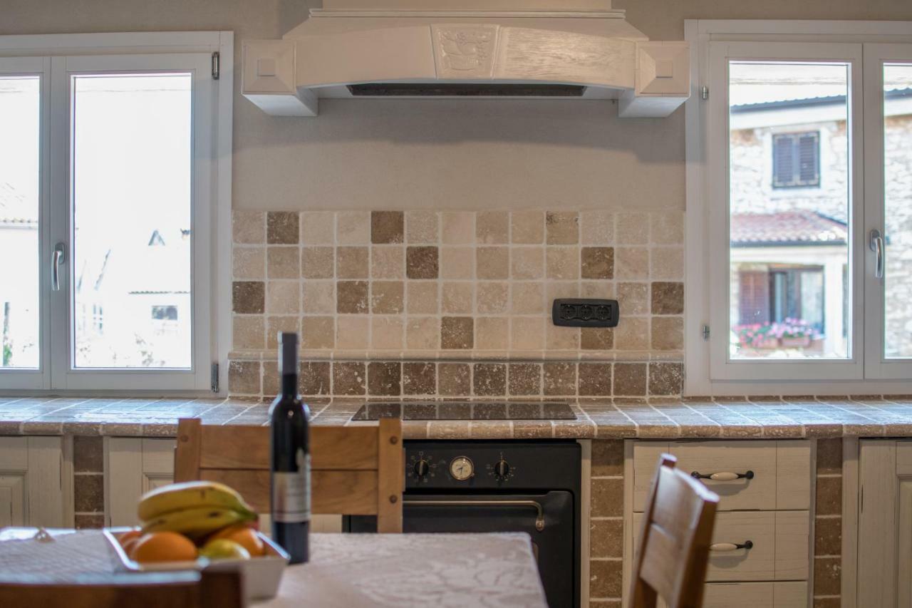 Lana House With Apartments Petrovija Εξωτερικό φωτογραφία