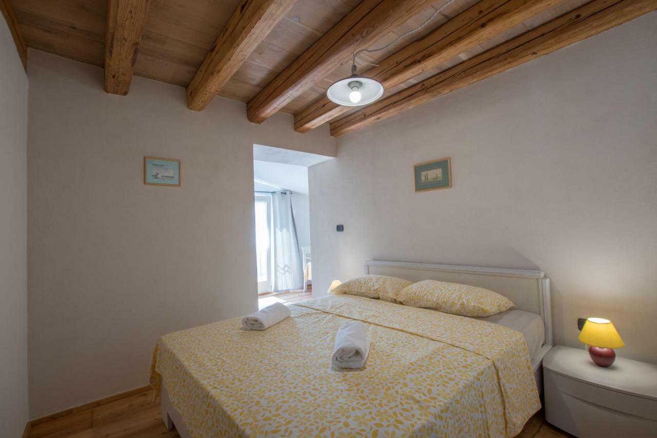 Lana House With Apartments Petrovija Εξωτερικό φωτογραφία