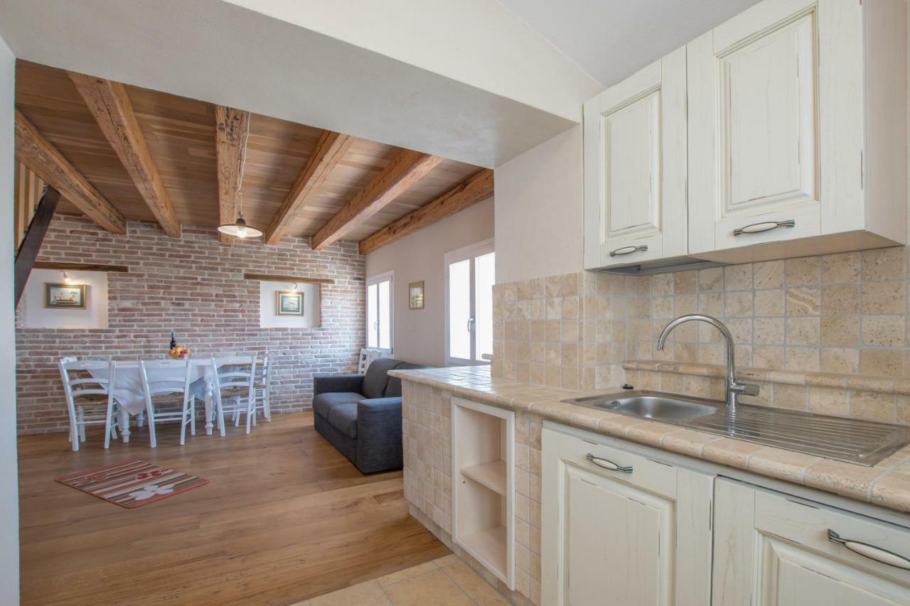 Lana House With Apartments Petrovija Εξωτερικό φωτογραφία